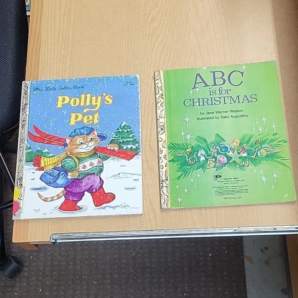 10 A Little Golden Book hard cover books (Set 2)‎